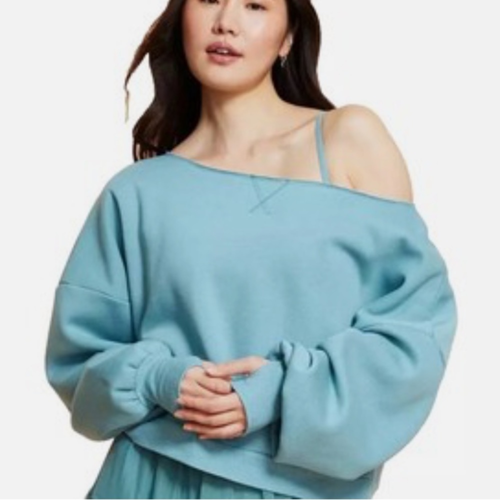 Blogilates Women's Dance Studio Off the Shoulder Sweatshirt Cameo Blue 1X